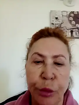 Hottie-Mom online show from 23, 5, 2026