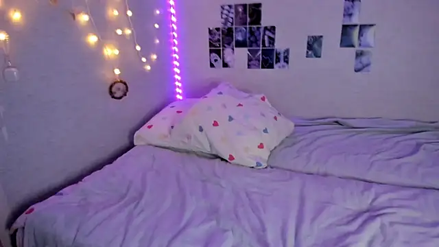 YunaPeace online show from 19, 11, 2025