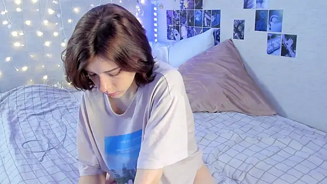 YunaPeace online show from 5, 12, 2024
