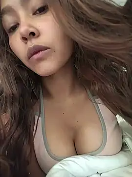 Snapshot of Colombiana219 chatting on 4, 6, 2026 Colombiana219 online show from 4, 6, 2026