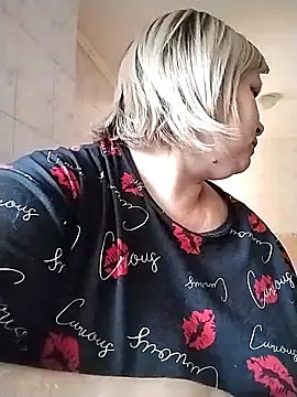 EvaCristal online show from 11, 9, 2025