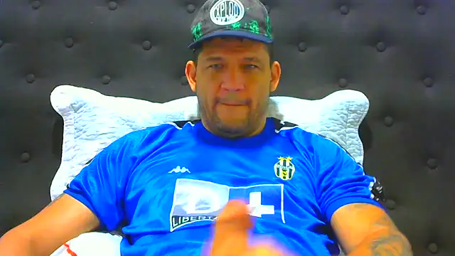Snapshot of altenori112 chatting on 12, 9, 2025 altenori112 online show from 12, 9, 2025