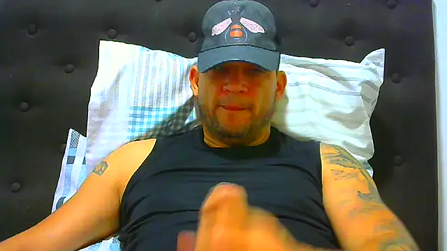 Snapshot of altenori112 chatting on 29, 9, 2025 altenori112 online show from 29, 9, 2025