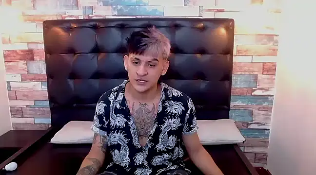 Snapshot of Dona_and_Carl chatting on 12, 12, 2024 Dona and Carl online show from 12, 12, 2024