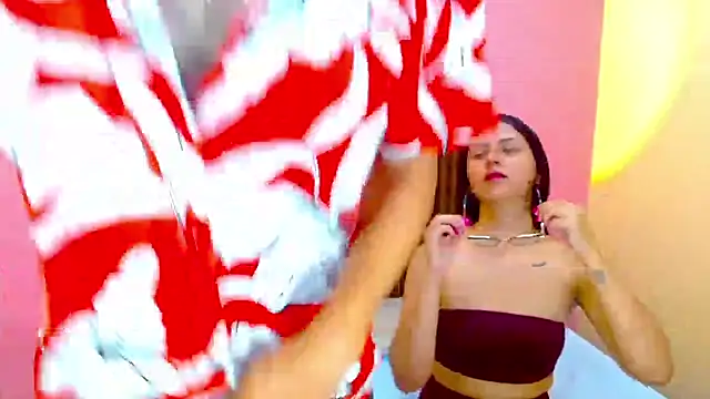 Snapshot of Dona_and_Carl chatting on 13, 12, 2024 Dona and Carl online show from 13, 12, 2024