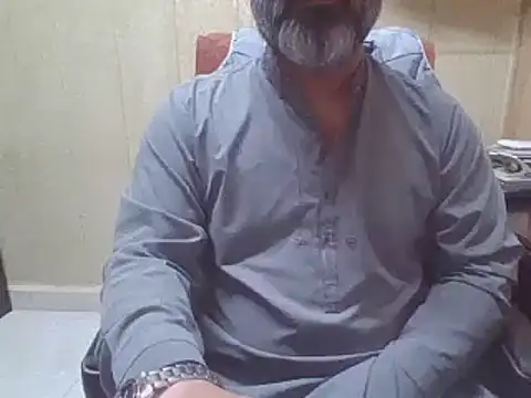 Snapshot of hairymaster95 chatting on 26, 11, 2025 hairymaster95 online show from 26, 11, 2025