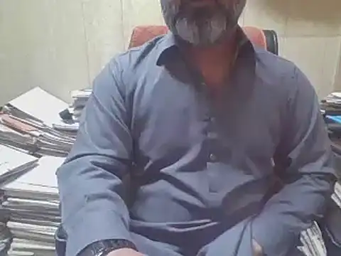 Snapshot of hairymaster95 chatting on 18, 11, 2025 hairymaster95 online show from 18, 11, 2025