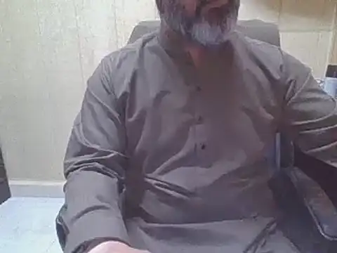 Snapshot of hairymaster95 chatting on 21, 11, 2025 hairymaster95 online show from 21, 11, 2025