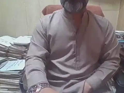 Snapshot of hairymaster95 chatting on 12, 11, 2025 hairymaster95 online show from 12, 11, 2025