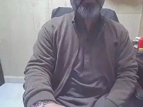 hairymaster95 online show from 9, 1, 2026