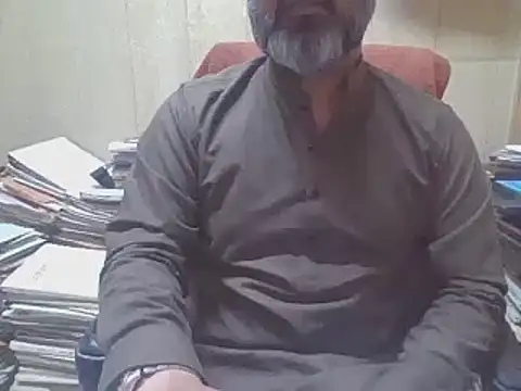 Snapshot of hairymaster95 chatting on 15, 11, 2025 hairymaster95 online show from 15, 11, 2025