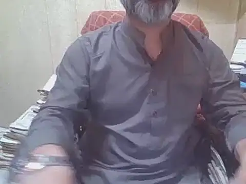 Snapshot of hairymaster95 chatting on 10, 10, 2025 hairymaster95 online show from 10, 10, 2025