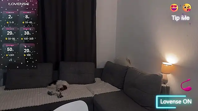 Snapshot of Megan_Nilson chatting on 26, 11, 2025 Megan Nilson online show from 26, 11, 2025