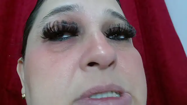 Kerly Doll online show from 15, 12, 2025