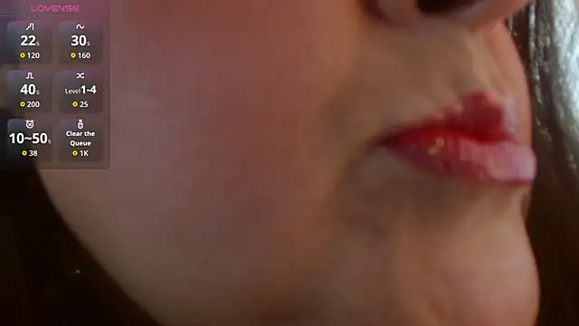 Snapshot of Kerly_Doll chatting on 7, 5, 2026 Kerly Doll online show from 7, 5, 2026