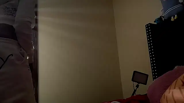 Cum2Charm online show from 5, 1, 2026