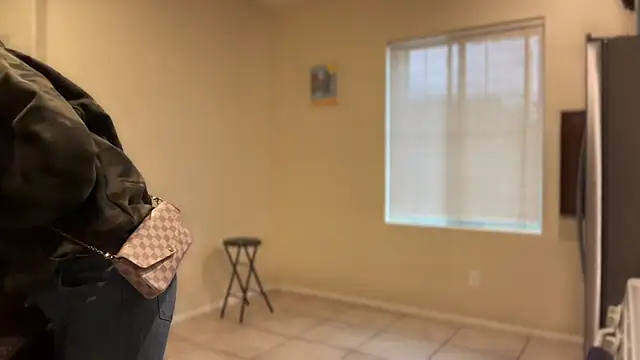 Cum2Charm online show from 18, 11, 2025