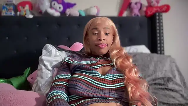 Cum2Charm online show from 18, 2, 2026