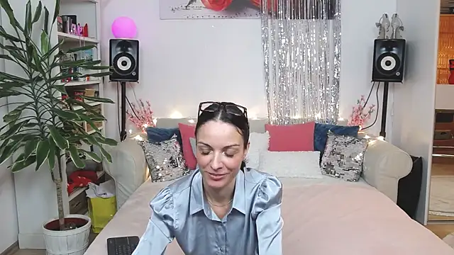 JaneDejaySC online show from 12, 4, 2026