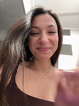  MiaQueen  online show from 8, 4, 2026