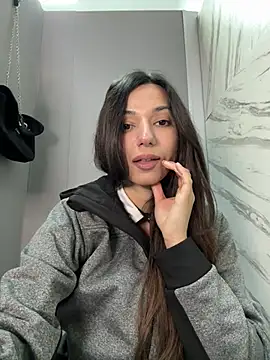 Snapshot of _MiaQueen_ chatting on 30, 4, 2026 MiaQueen online show from 30, 4, 2026