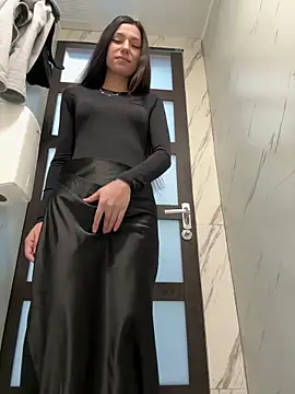  MiaQueen  online show from 1, 4, 2026