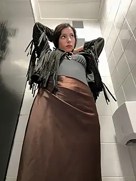  MiaQueen  online show from 26, 4, 2026