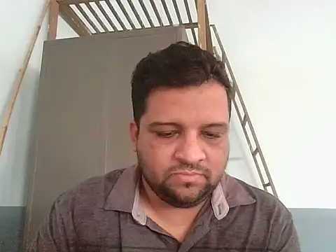 Snapshot of dhruv_love chatting on 7, 5, 2026 dhruv love online show from 7, 5, 2026
