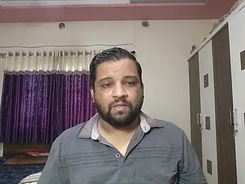 Snapshot of dhruv_love chatting on 28, 7, 2026 dhruv love online show from 28, 7, 2026