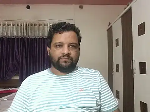 Snapshot of dhruv_love chatting on 30, 7, 2026 dhruv love online show from 30, 7, 2026