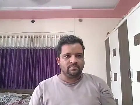 Snapshot of dhruv_love chatting on 8, 7, 2026 dhruv love online show from 8, 7, 2026