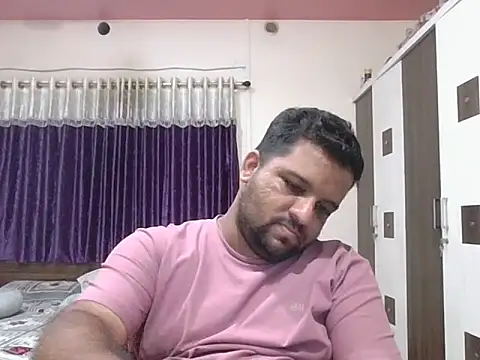 Snapshot of dhruv_love chatting on 17, 6, 2026 dhruv love online show from 17, 6, 2026