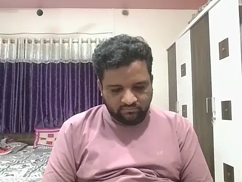 Snapshot of dhruv_love chatting on 17, 5, 2026 dhruv love online show from 17, 5, 2026