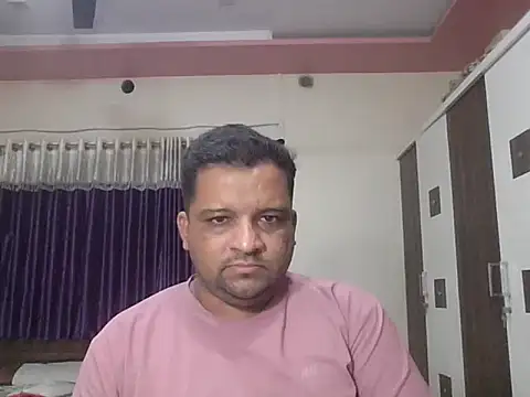Snapshot of dhruv_love chatting on 1, 6, 2026 dhruv love online show from 1, 6, 2026