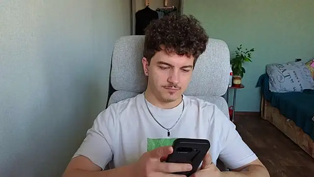 Remy Miles online show from 3, 4, 2026