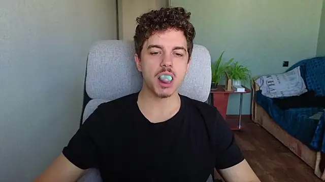 Remy Miles online show from 26, 10, 2025