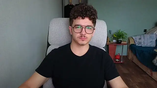 Remy Miles online show from 12, 11, 2025