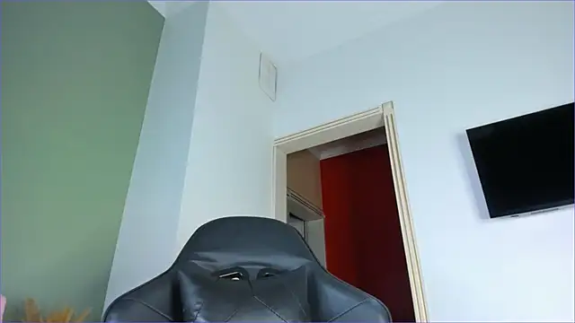 taeni lara online show from 18, 1, 2026