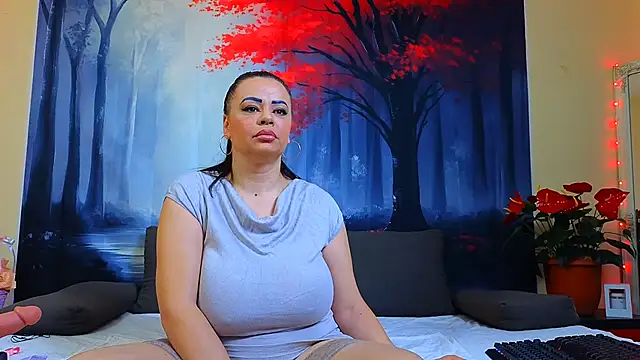 ElizabethEven online show from 14, 2, 2025