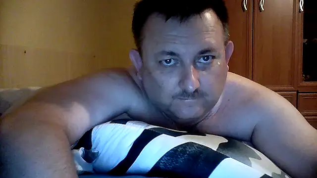 Snapshot of Novy73 chatting on 21, 9, 2025 Novy73 online show from 21, 9, 2025