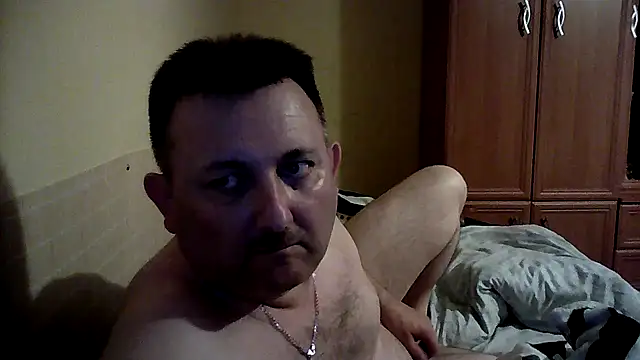 Snapshot of Novy73 chatting on 4, 11, 2025 Novy73 online show from 4, 11, 2025
