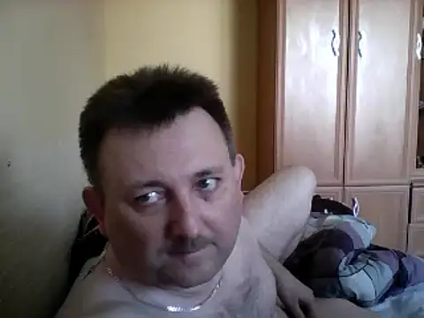 Snapshot of Novy73 chatting on 9, 3, 2025 Novy73 online show from 9, 3, 2025