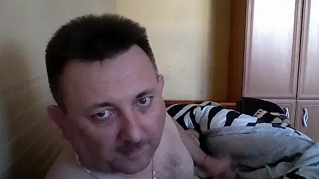 Snapshot of Novy73 chatting on 6, 11, 2025 Novy73 online show from 6, 11, 2025