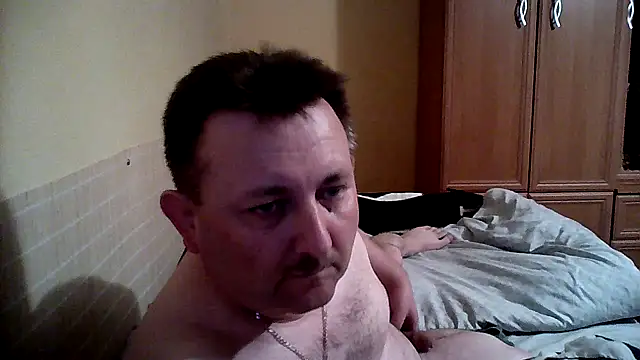 Snapshot of Novy73 chatting on 21, 11, 2025 Novy73 online show from 21, 11, 2025