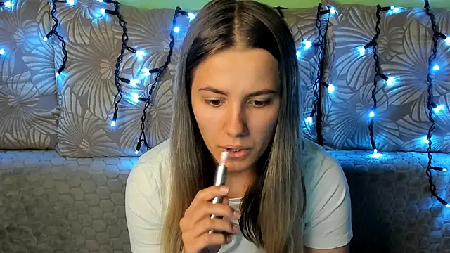 MaggieCake online show from 18, 10, 2025