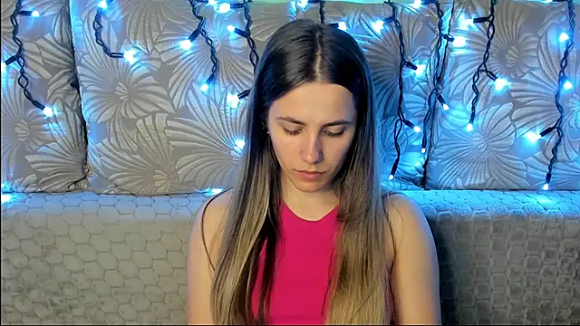 MaggieCake online show from 10, 6, 2026