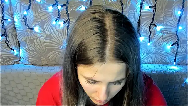 MaggieCake online show from 13, 7, 2026