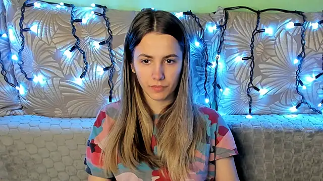 MaggieCake online show from 1, 2, 2026