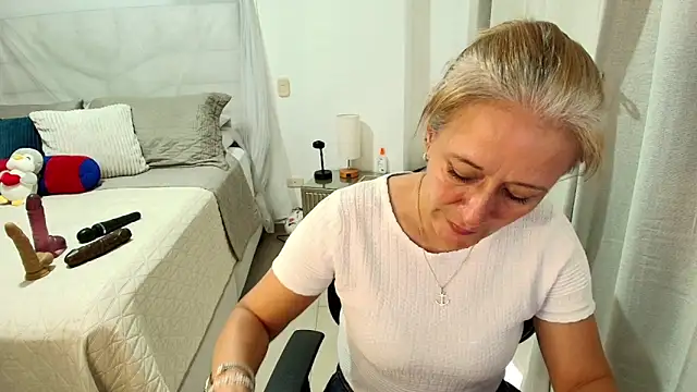 Naty Stone online show from 5, 6, 2026