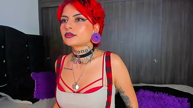Snapshot of Rainnbow_ chatting on 7, 2, 2025 Rainnbow online show from 7, 2, 2025
